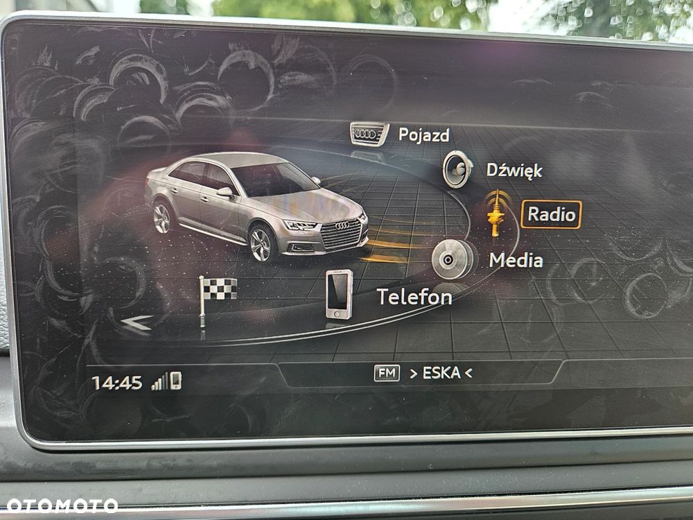 Audi A4 Limousine 2.0 TFSI ultra S tronic design - 29