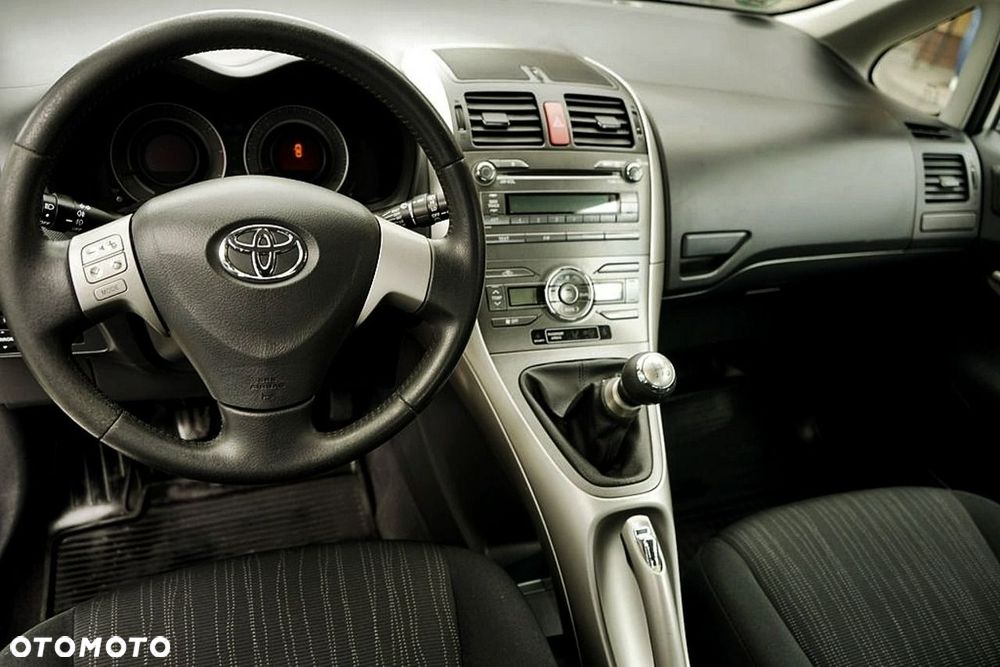 Toyota Auris - 20