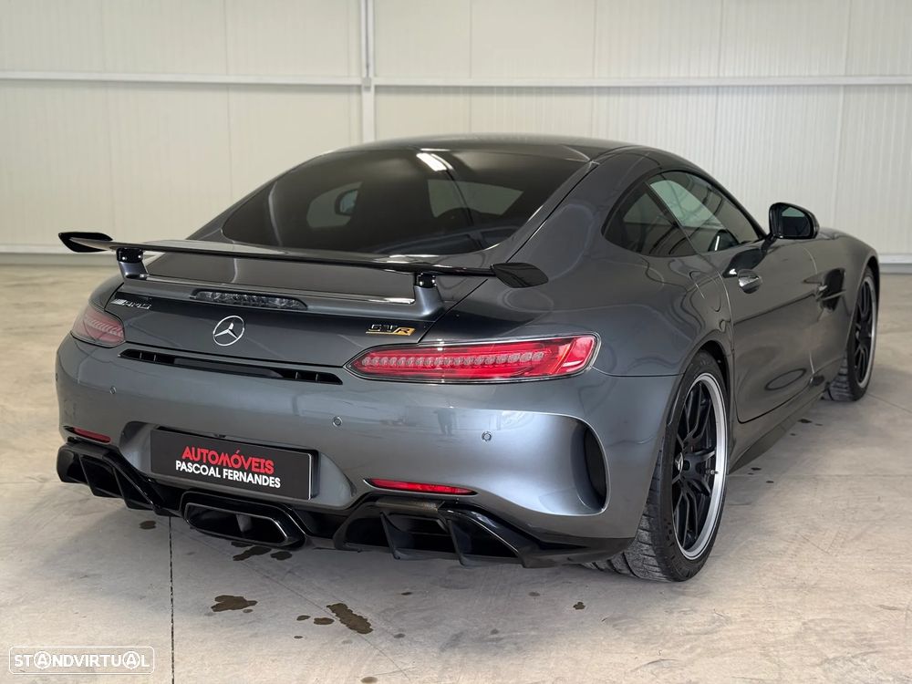 Mercedes-Benz AMG GT R - 3