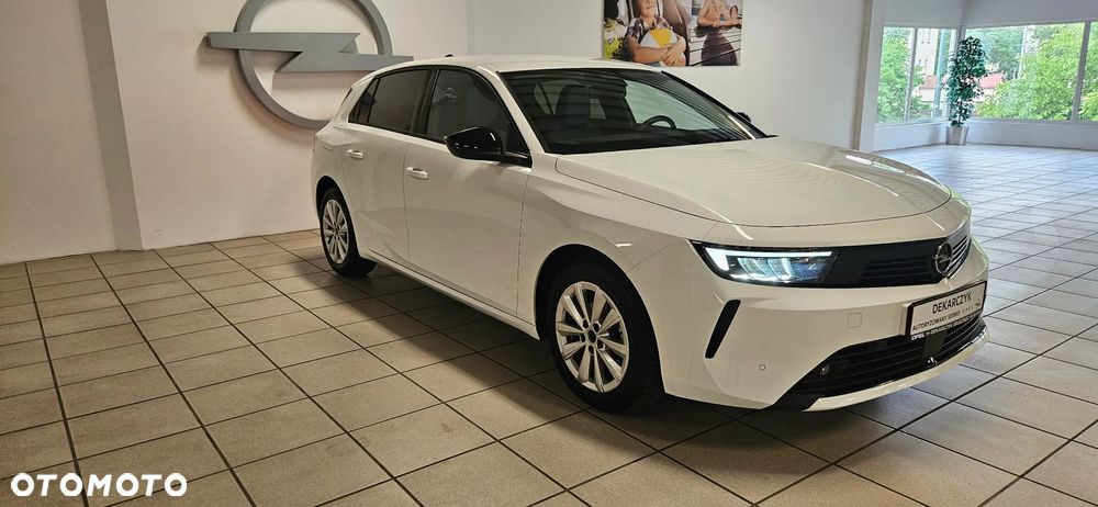 Opel Astra 1.2 T Edition S&S - 4