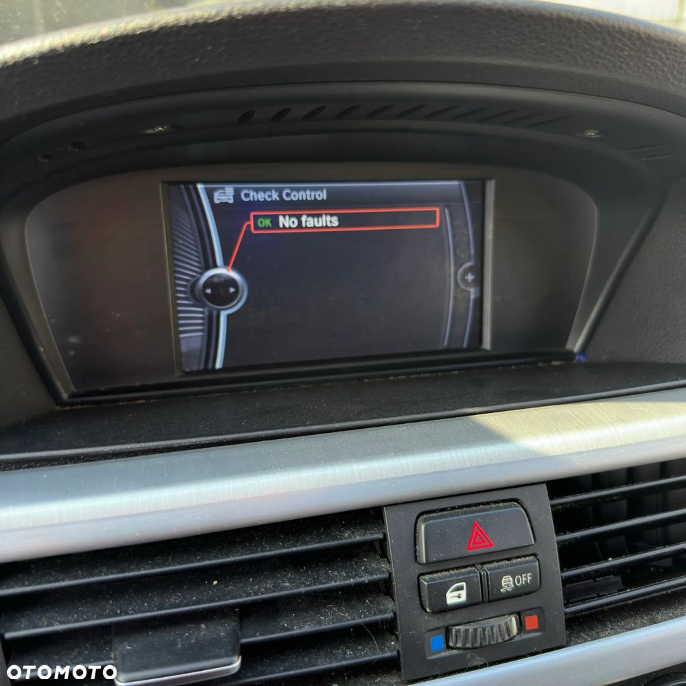 BMW Seria 3 320d Efficient Dynamics EU6 - 13