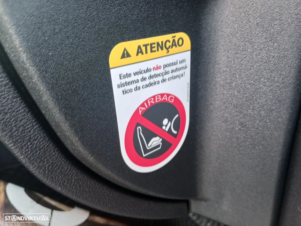 Mercedes-Benz E 300 BLUETEC Hybrid Avantgarde - 12