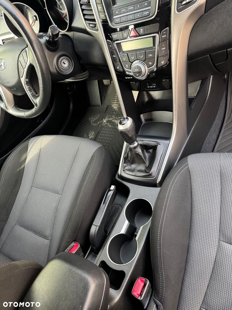 Hyundai i30 - 17