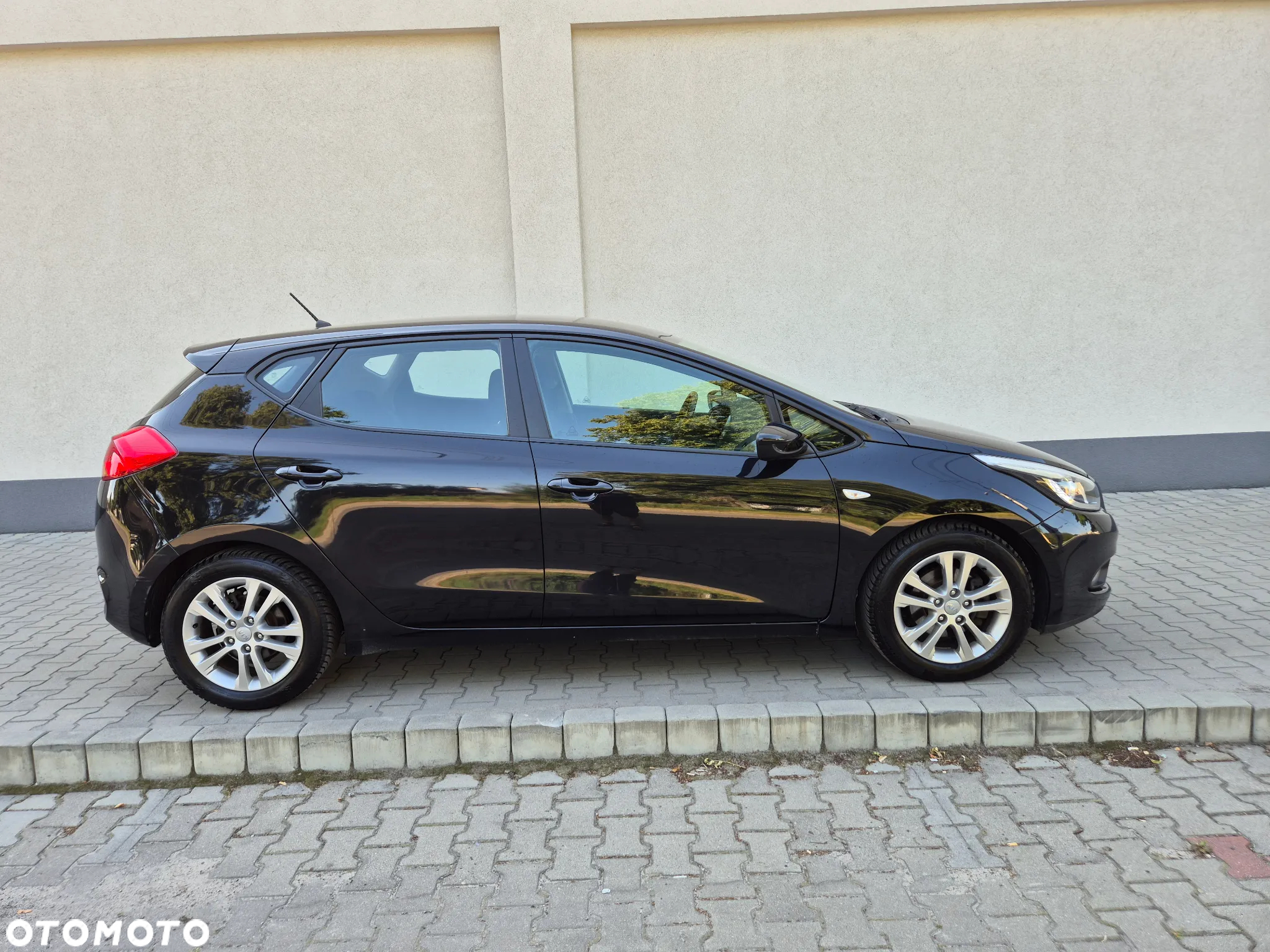 Kia Ceed Cee'd 1.4 L - 6