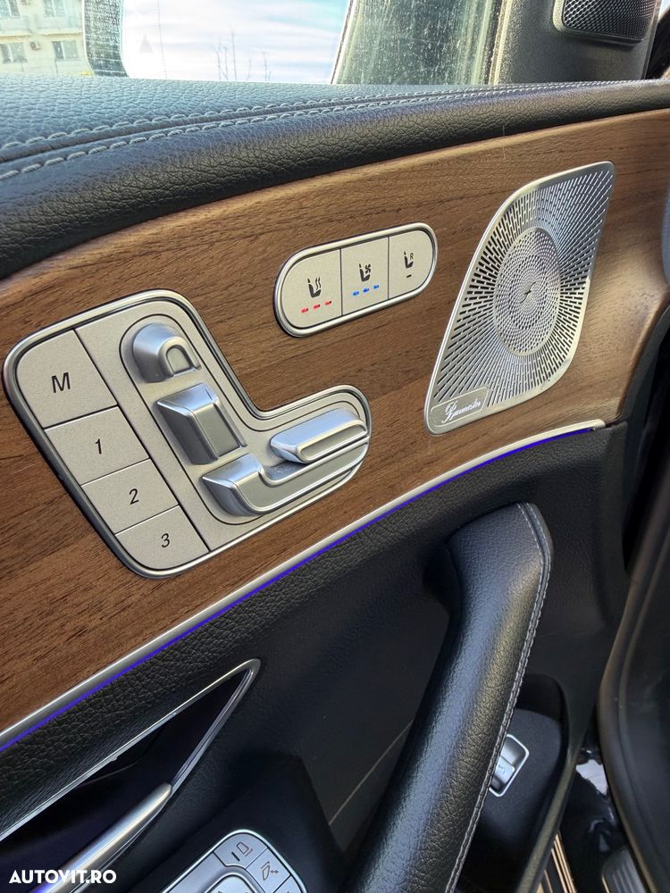 Mercedes-Benz GLS - 13