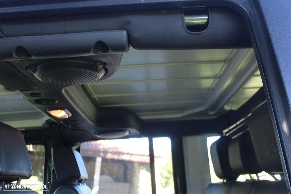 Jeep Wrangler 2.8 CRD ATX Sport - 24