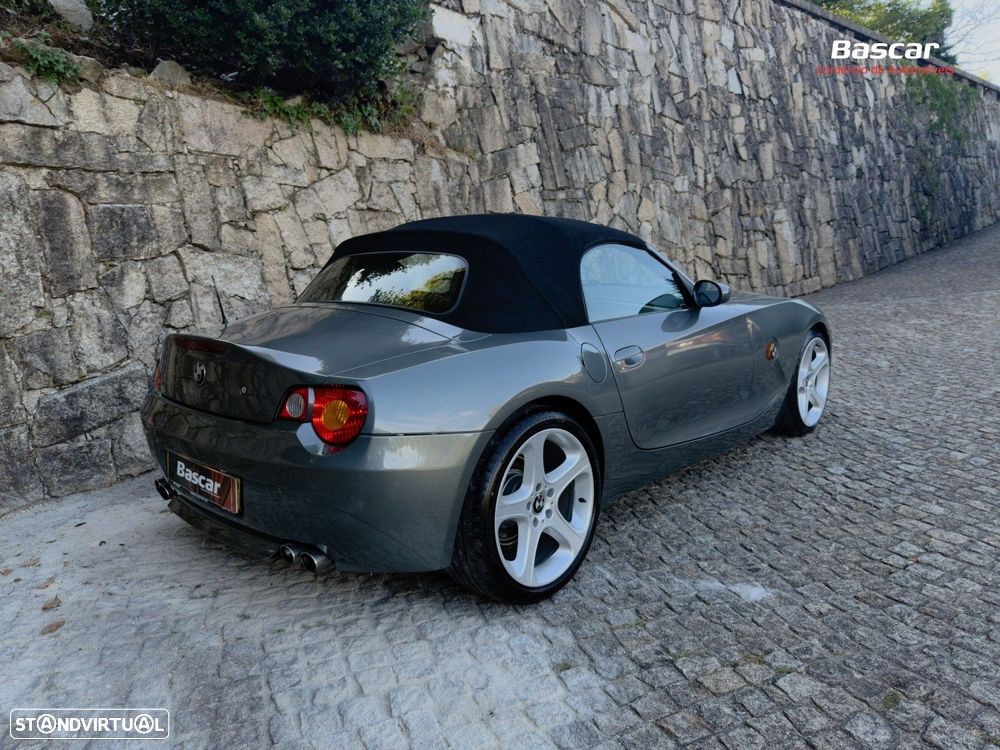 BMW Z4 2.5i - 8