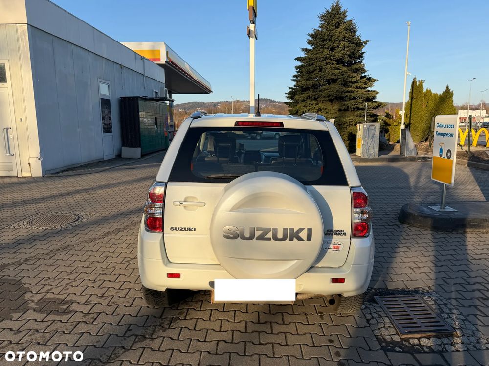 Suzuki Grand Vitara 1.6 De luxe - 4