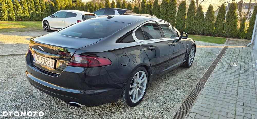 Jaguar XF - 15