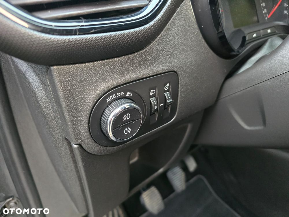 Opel Crossland X - 23