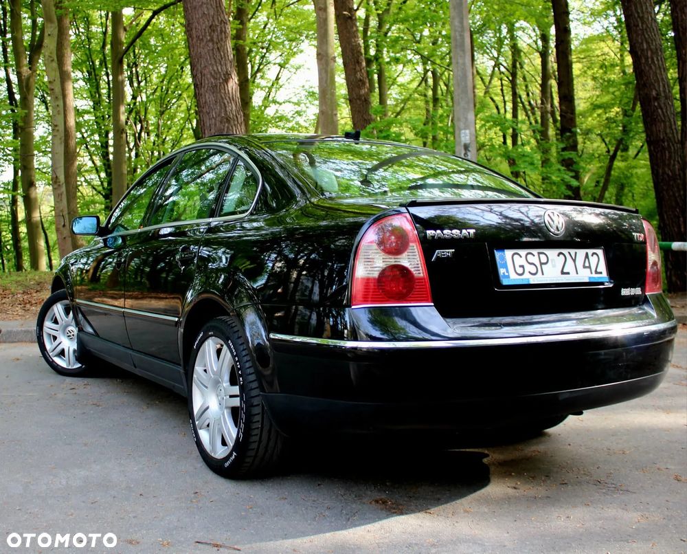 Volkswagen Passat 1.9 TDI Highline Tiptr - 1