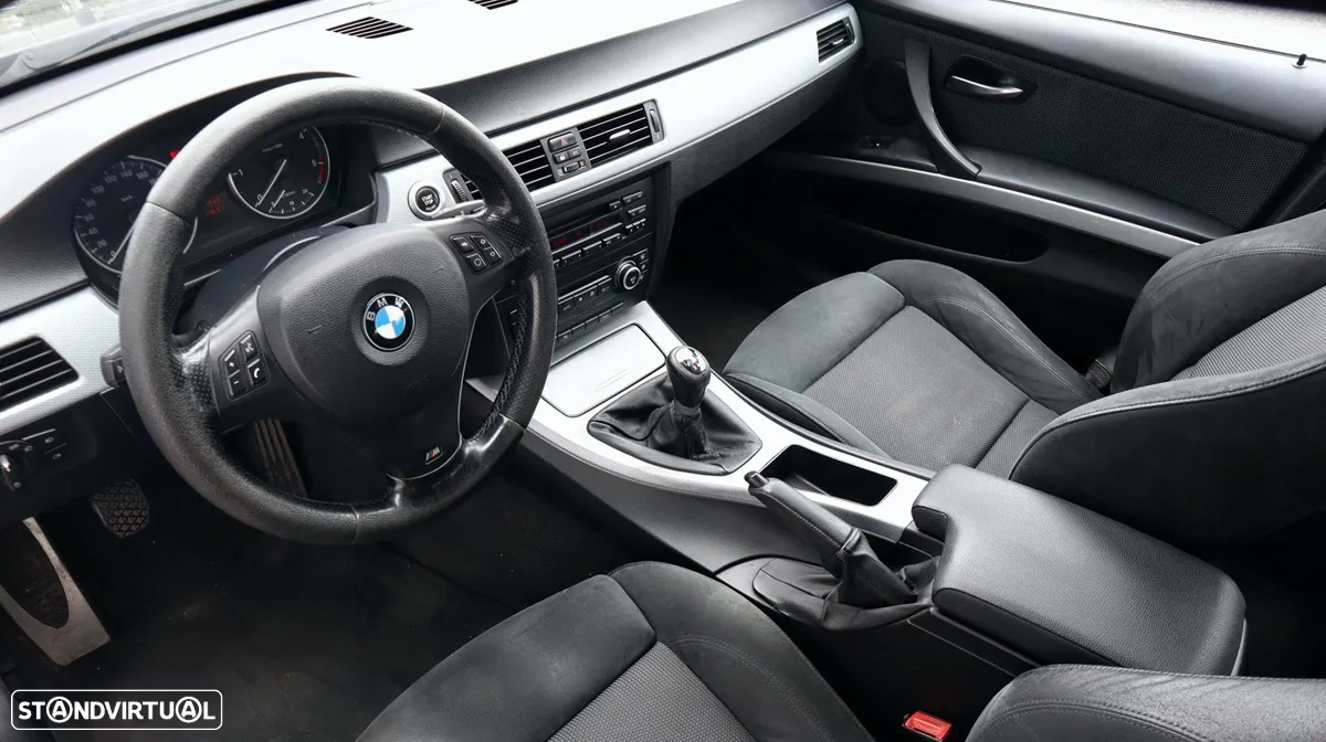 BMW 320 d Touring - 18