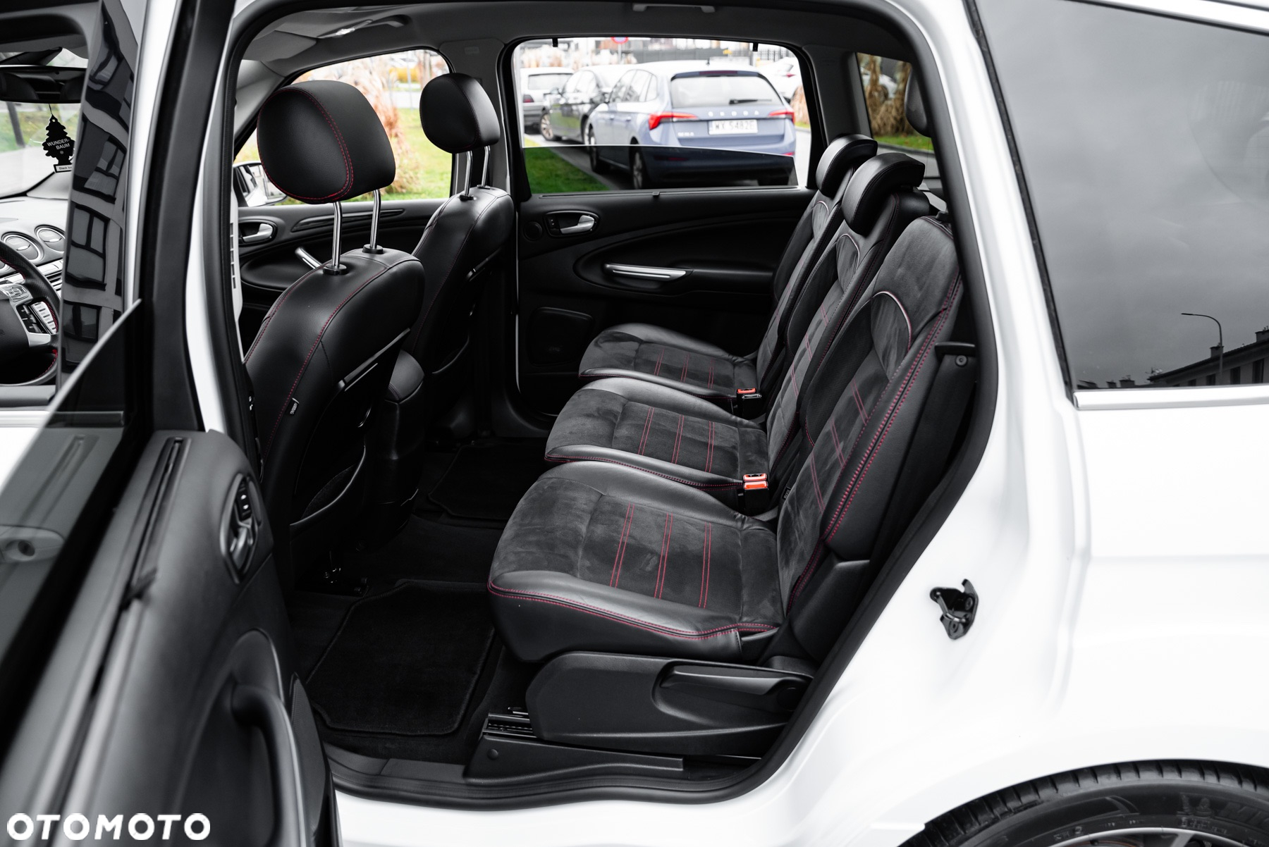 Ford S-Max 2.0 EcoBoost Titanium - 19