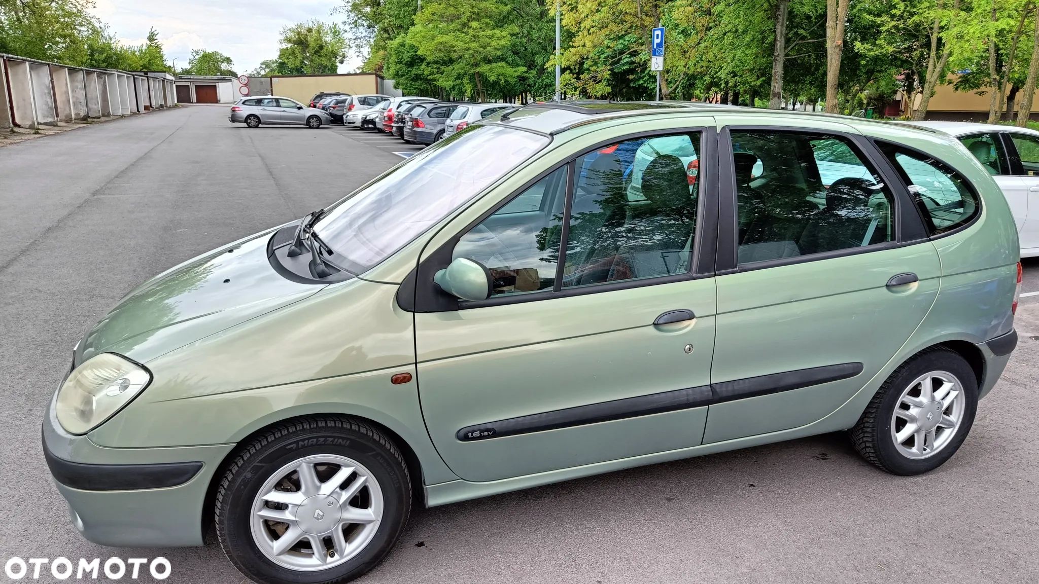 Renault Scenic 1.6 16V Privilege - 1