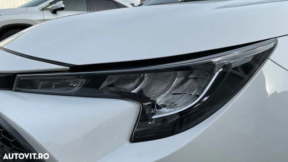 Toyota Corolla 1.8 Hybrid Touring Sports - 10