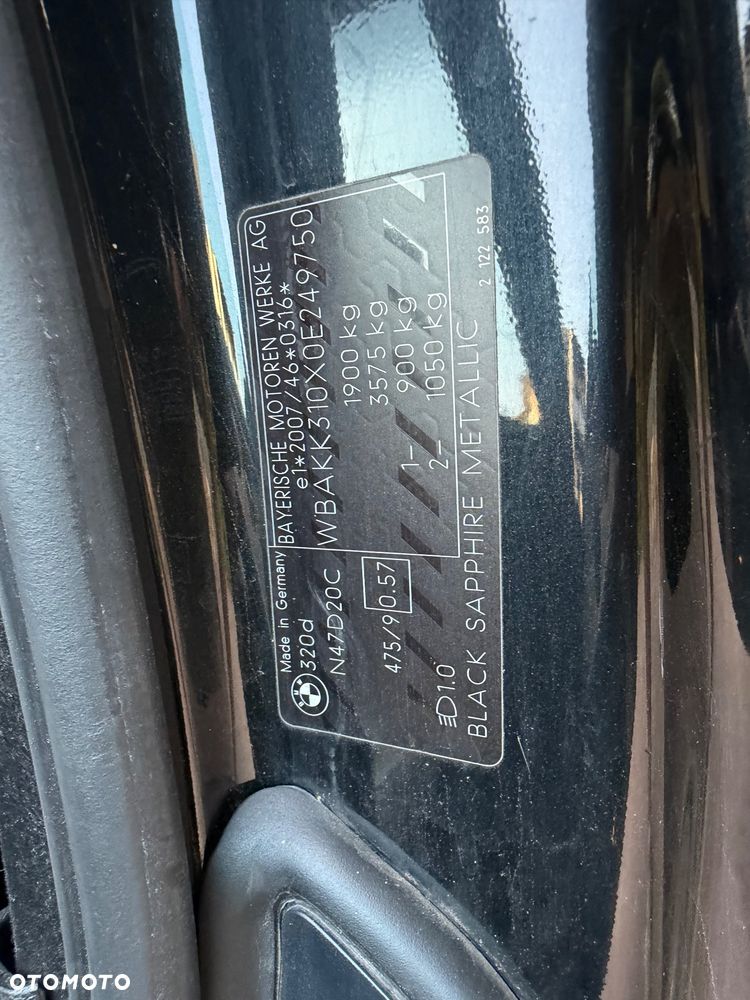 BMW Seria 3 320d - 31