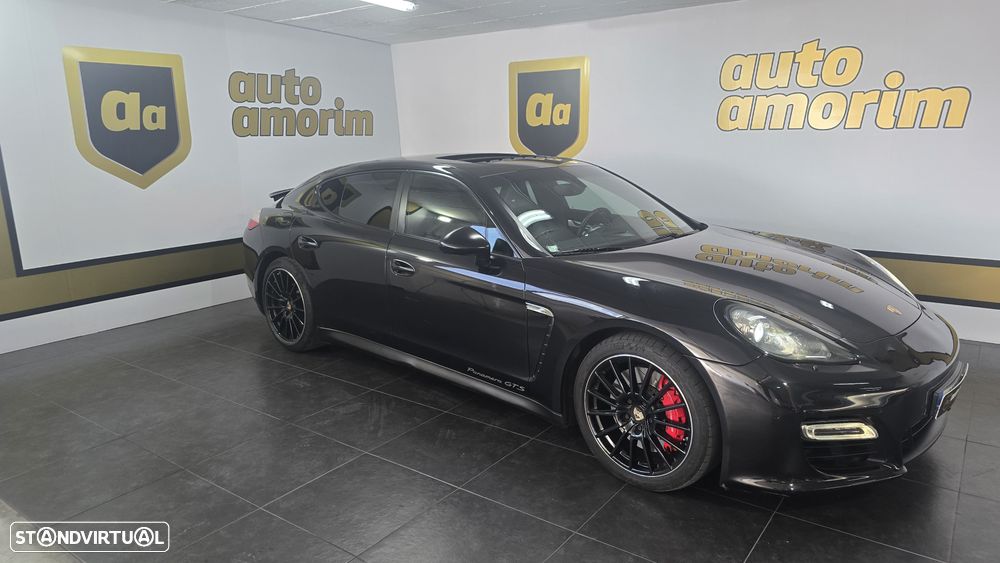 Porsche Panamera GTS PDK - 3