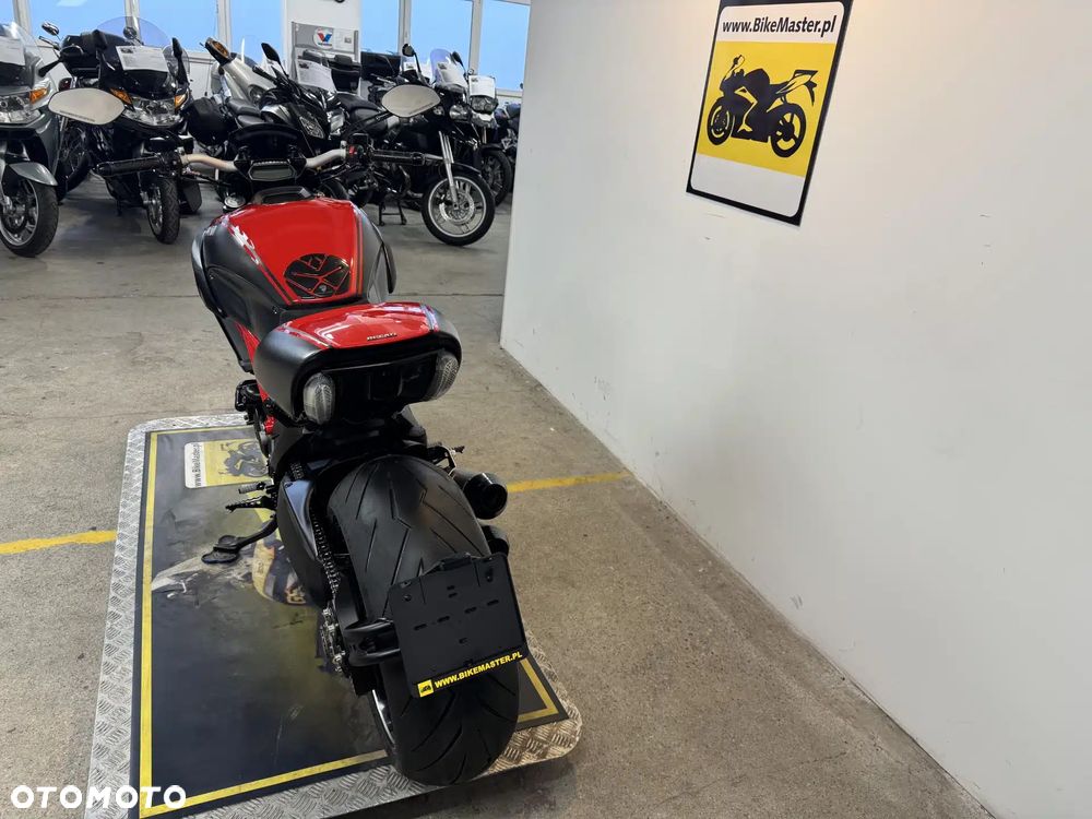 Ducati Diavel - 7