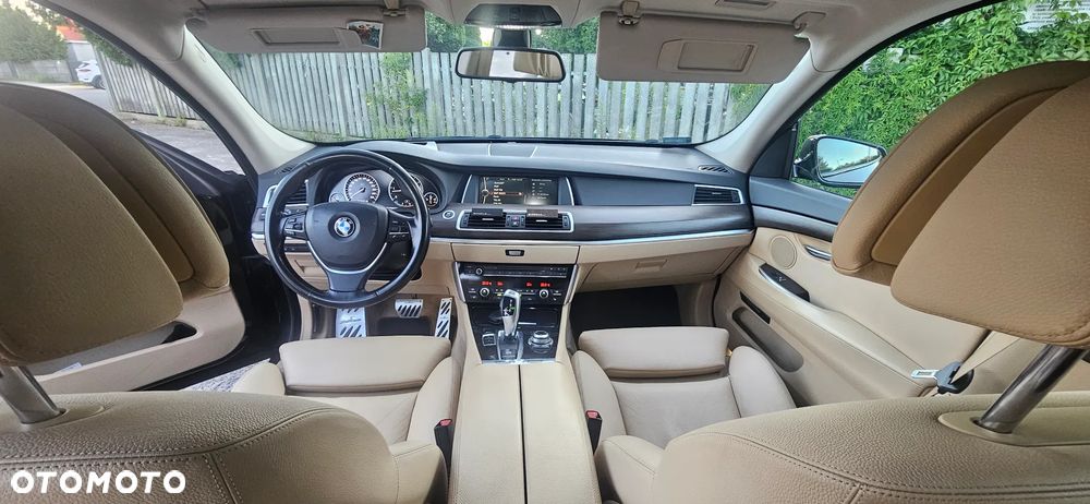 BMW 5GT 530d - 17