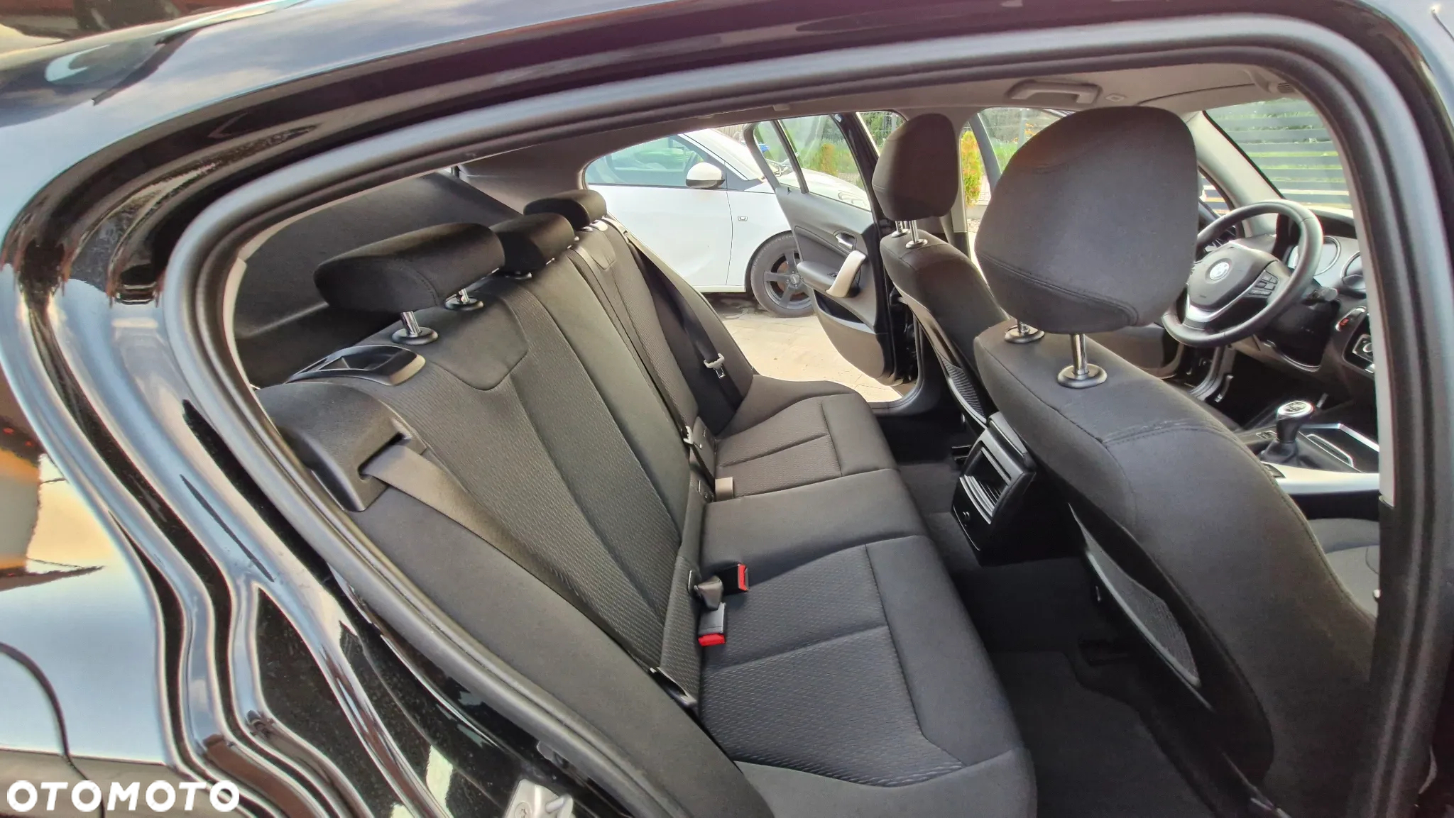 BMW Seria 1 118i - 11