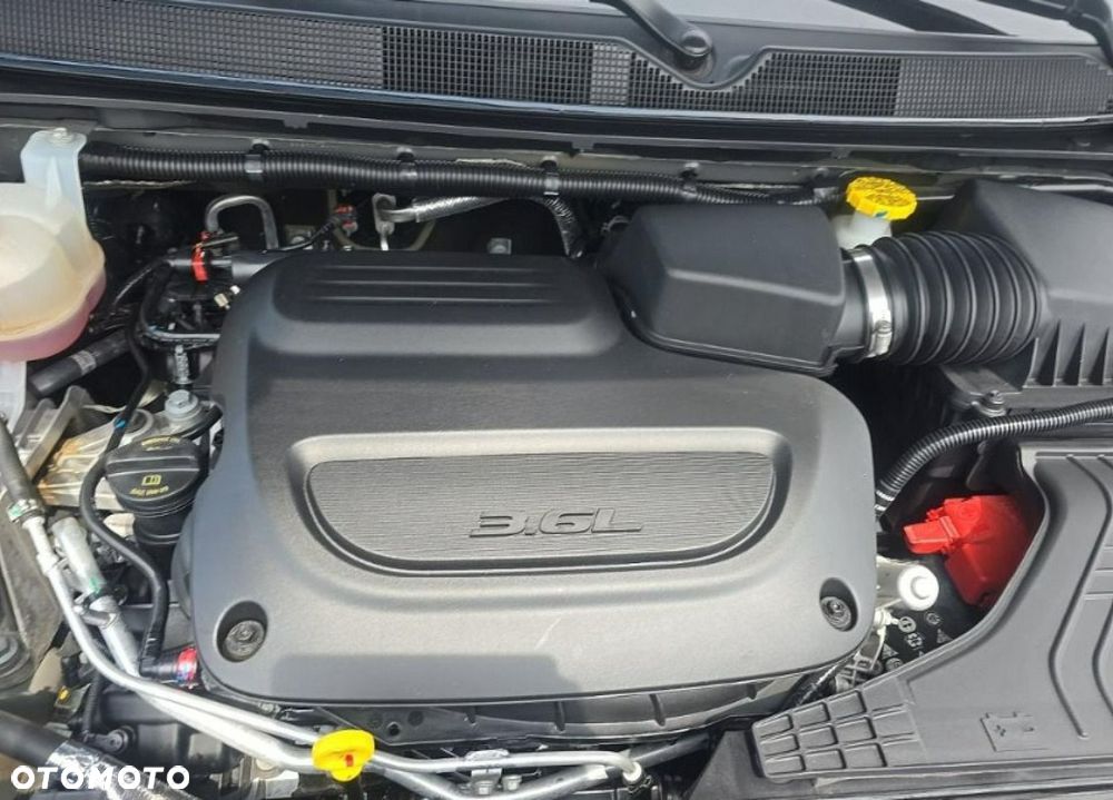 Chrysler Pacifica - 14