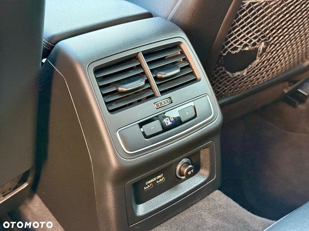 Audi A4 Limousine 40 TFSI mHEV S Line S tronic - 26