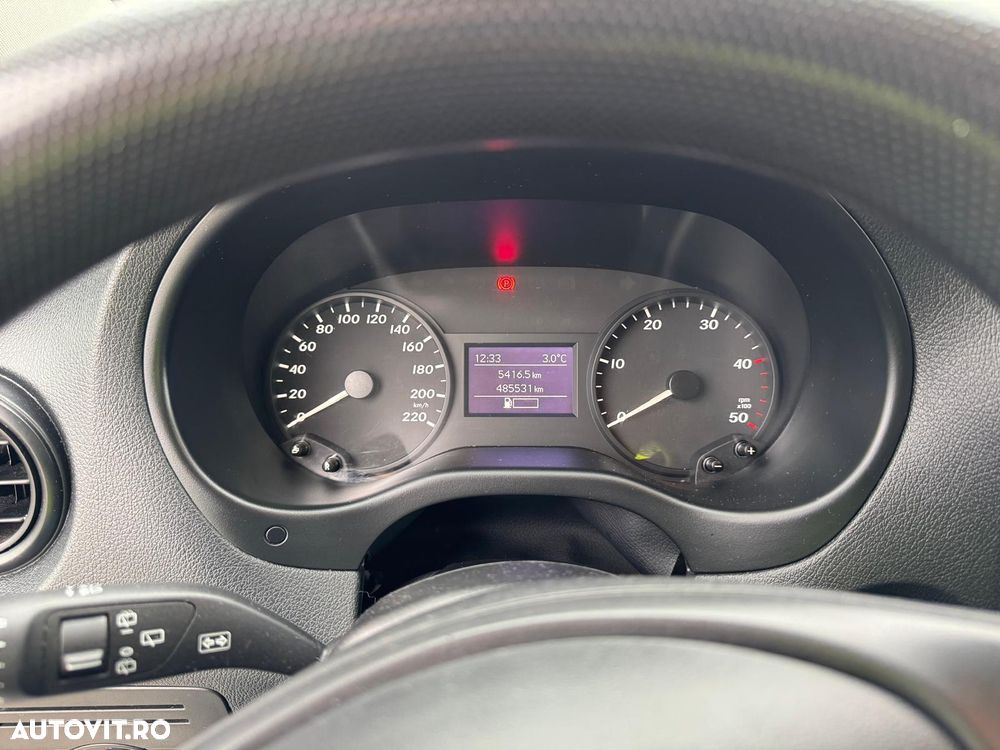 Mercedes-Benz Vito - 10
