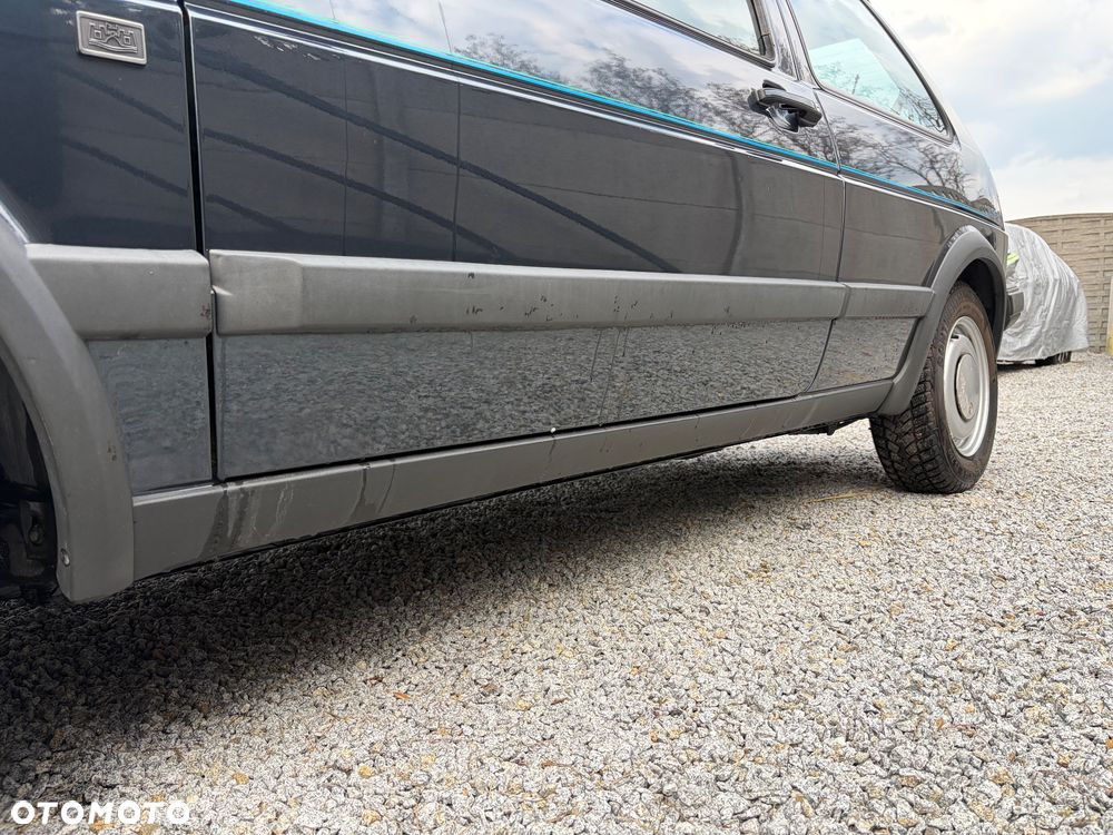 Volkswagen Golf 1.6 CL - 17