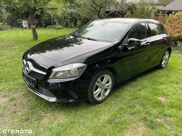 Mercedes-Benz Klasa A 200 Activity Edition - 1