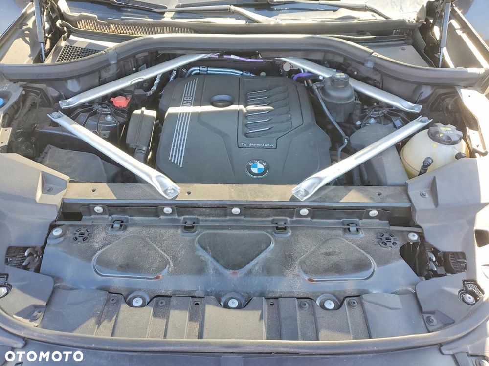 BMW X5 xDrive40i - 13