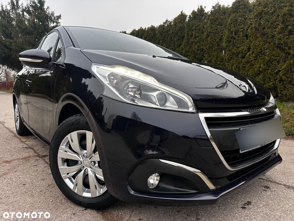 Peugeot 208 - 15