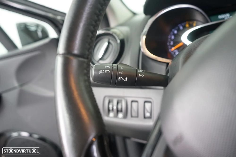 Renault Clio 0.9 TCe Limited Edition - 23
