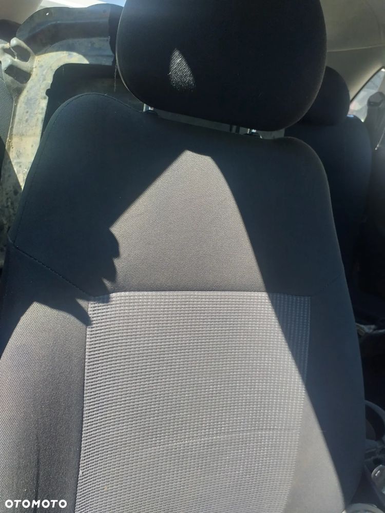 Auto na części - Opel Astra Silnik Skrzynia Drzwi Maska Klapa Błotnik Zderzak Lampa Szyba Klamka Lusterko Deska Kokpit - 4