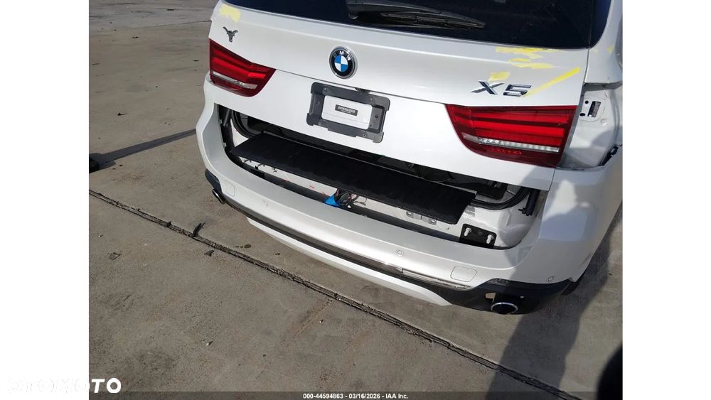 BMW X5 xDrive35i - 9