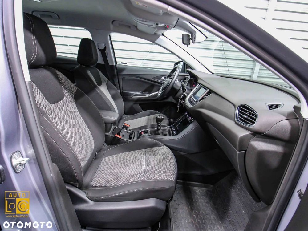 Opel Grandland X 1.2 T Enjoy S&S - 10