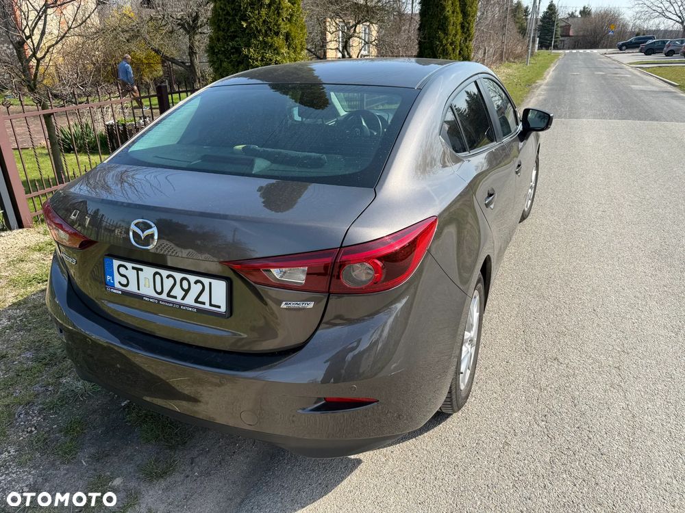 Mazda 3 - 4