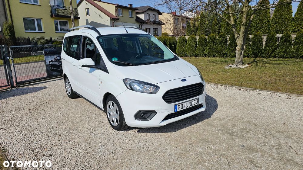 Ford Tourneo Courier 1.5 TDCi S&S Trend - 3
