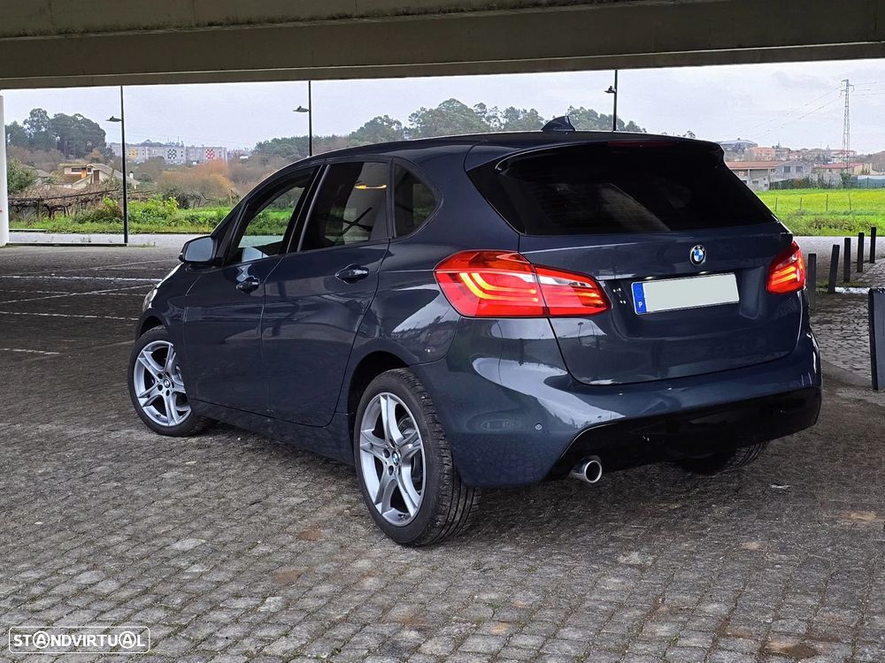 BMW 218 Active Tourer d Sport Line - 12