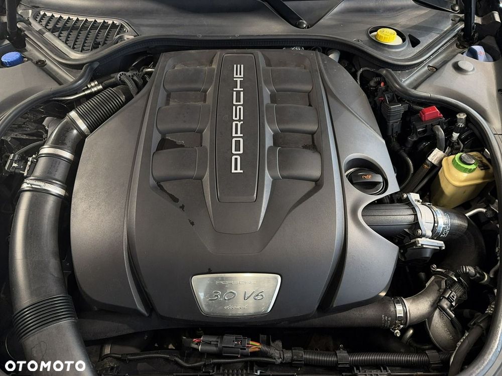 Porsche Panamera Diesel - 32