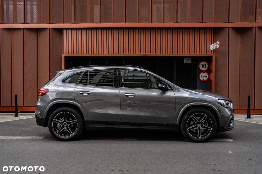 Mercedes-Benz Gla 2024 photo 5