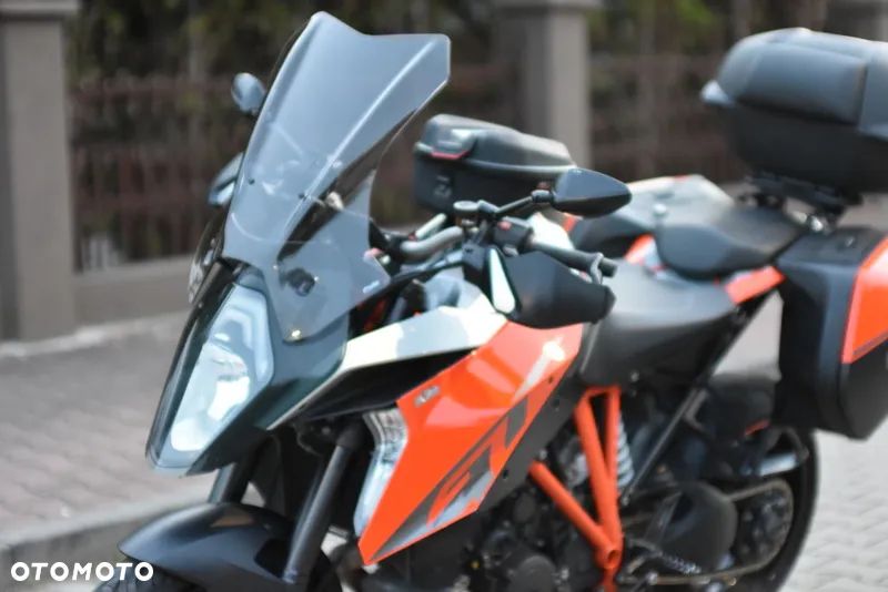 KTM Super Duke - 22
