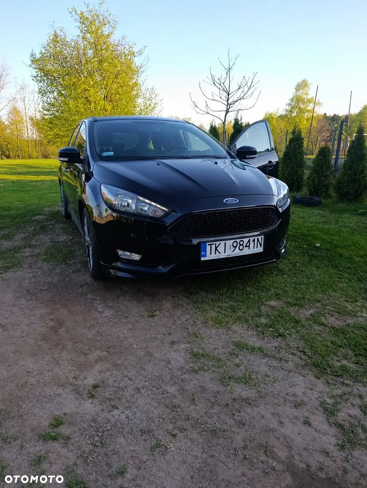 Ford Focus 1.5 EcoBoost ST-Line - 1