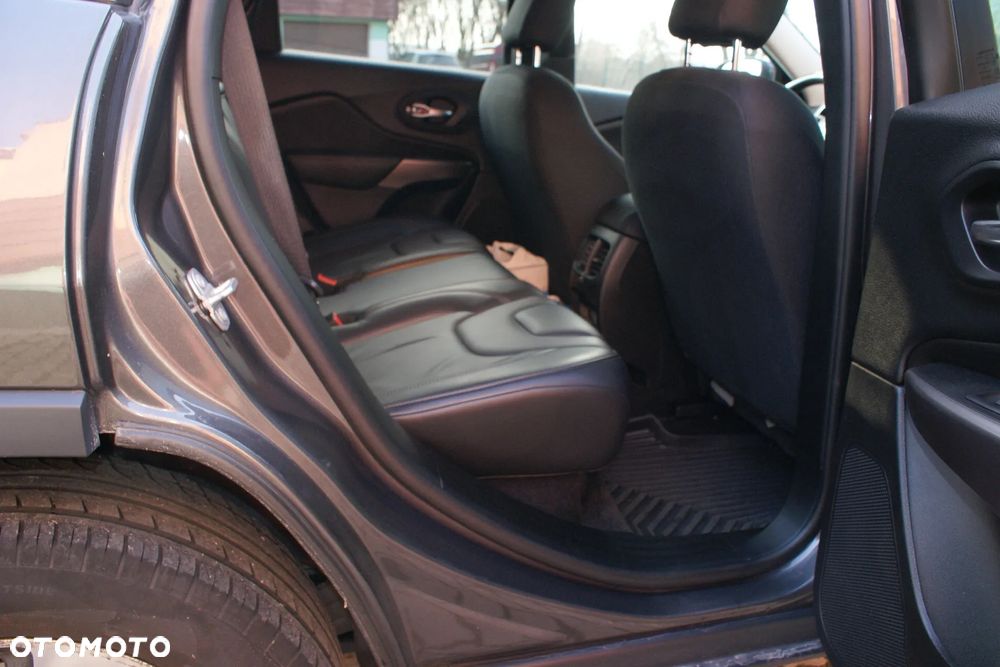 Jeep Cherokee 3.2 V6 Pentastar Active Drive I Automatik Limited - 11