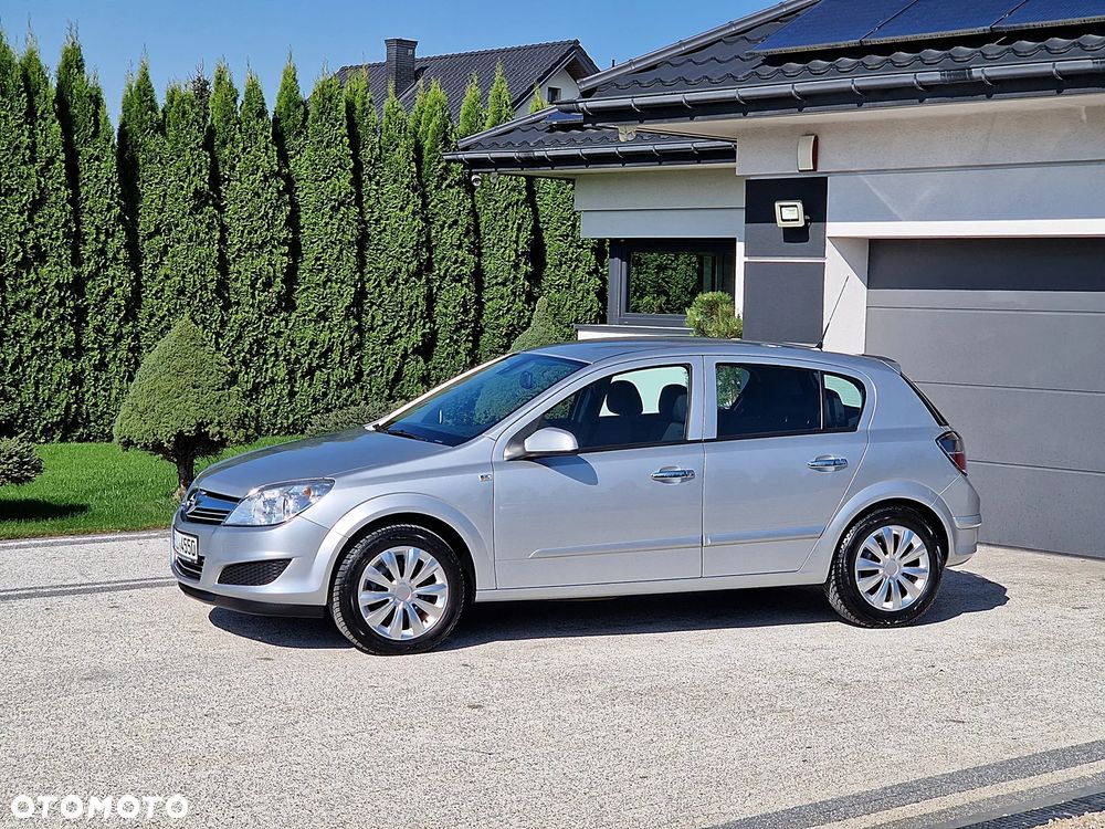 Opel Astra 1.7 CDTI Edition - 1