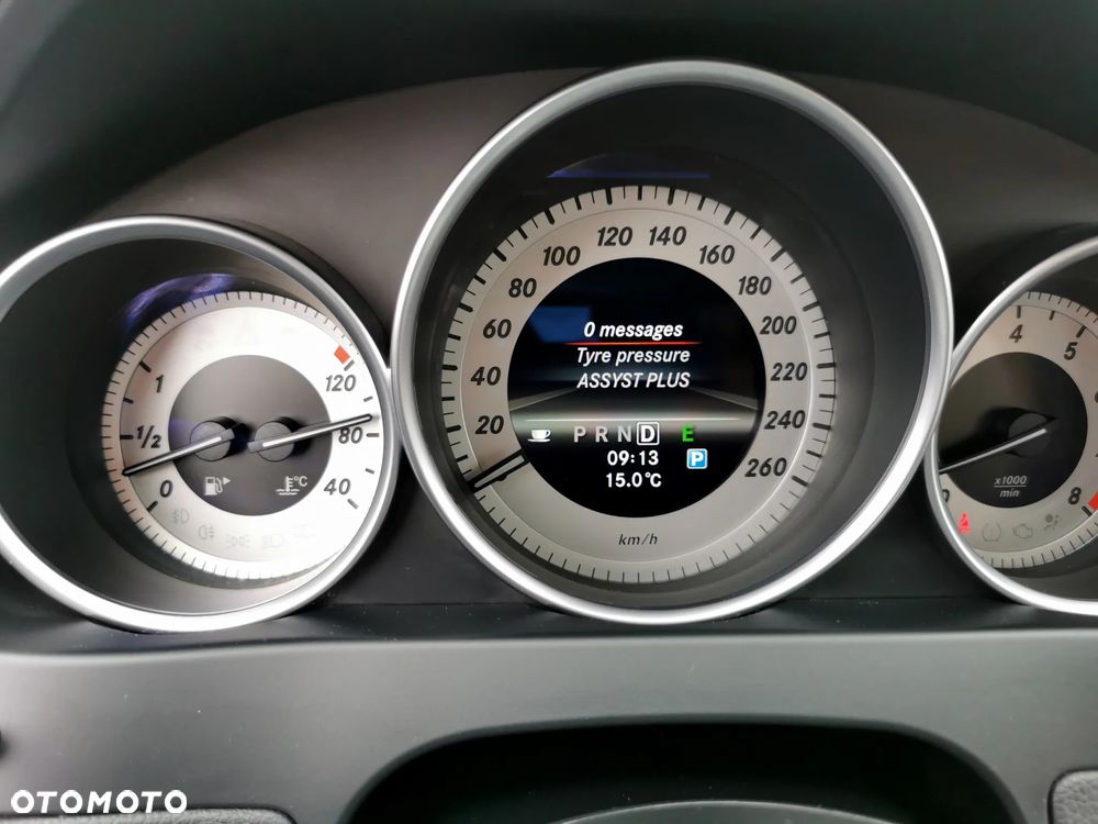 Mercedes-Benz Klasa C 180 (BlueEFFICIENCY) 7G-TRONIC Avantgarde - 24