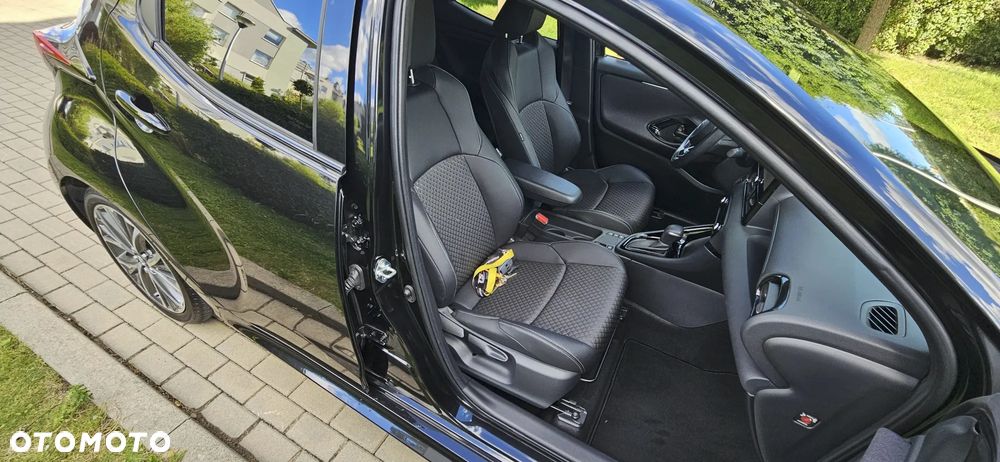 Toyota Yaris Hybrid 1.5 Style - 16