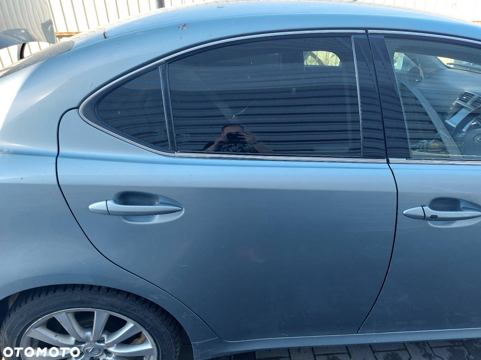 DRZWI KOMPLETNE PRAWY TYŁ LEXUS IS II 8R6 - 1