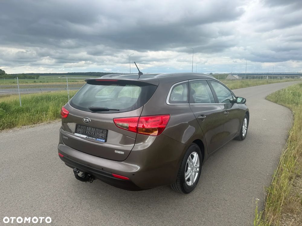Kia Ceed - 5