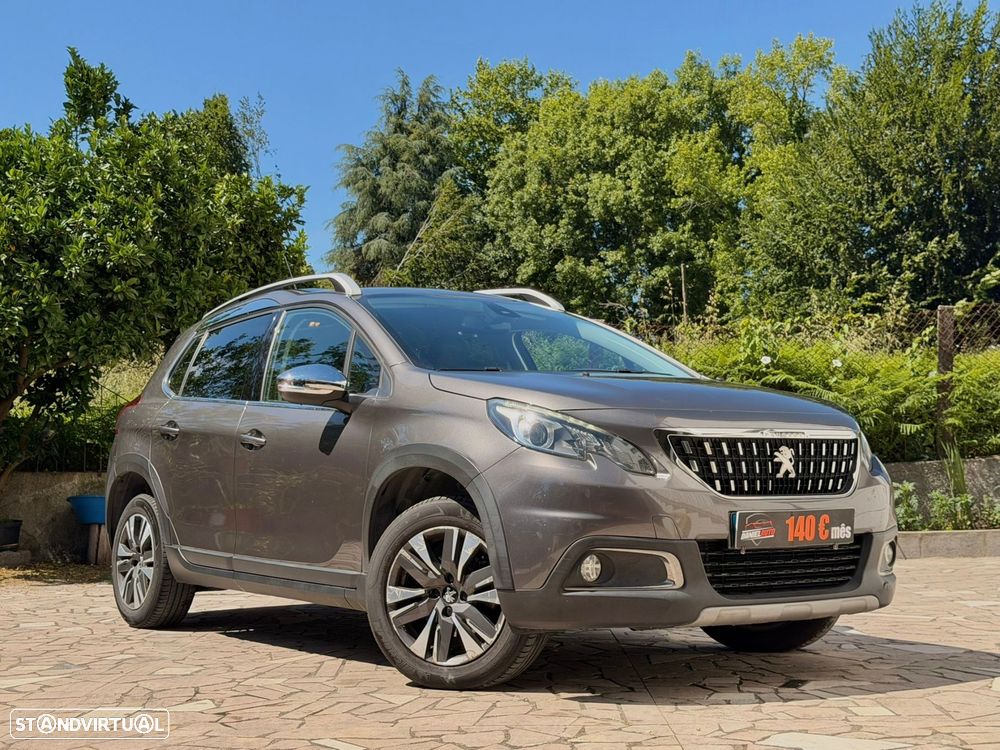 Peugeot 2008 1.2 PureTech Allure EAT6 - 5