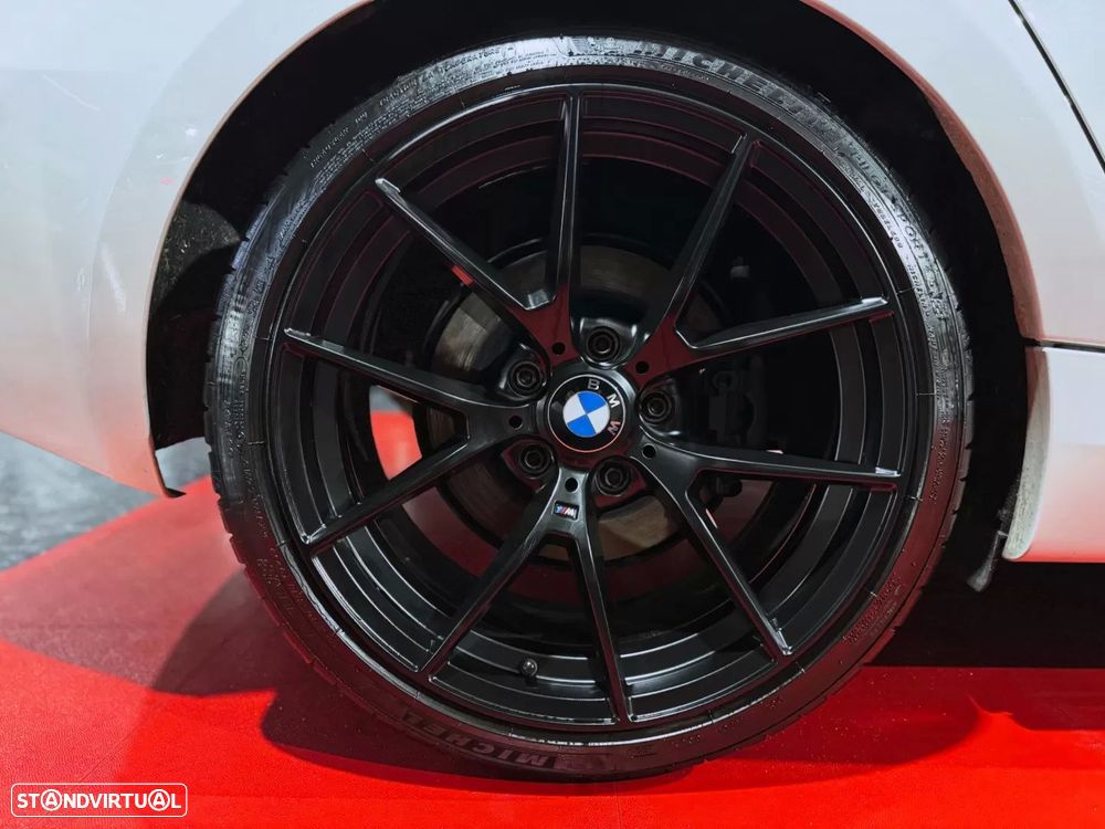 BMW 118 d Pack M - 5